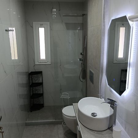 Villa Pouliezos Apartments อลิกานาส ภายนอก รูปภาพ