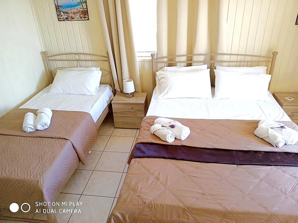 Villa Pouliezos Apartments อลิกานาส ภายนอก รูปภาพ